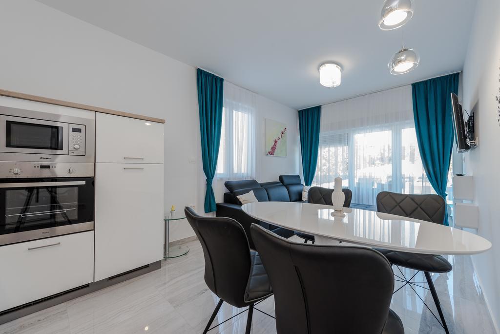 Luxury Apartments Villa Morea Задар Стая снимка